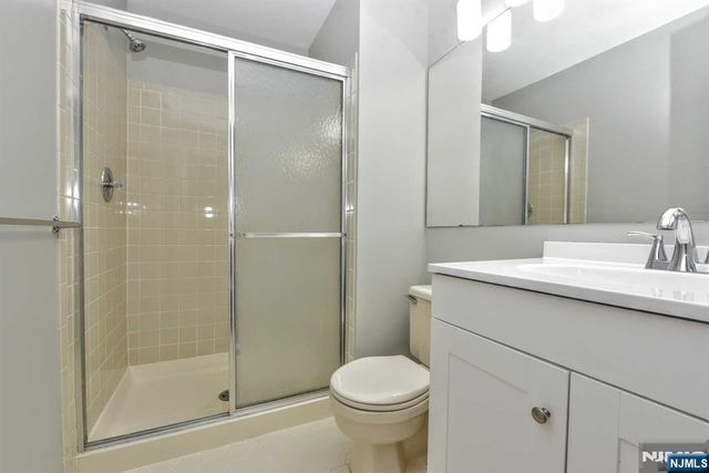 501 Quince Court, Mahwah, NJ 07430