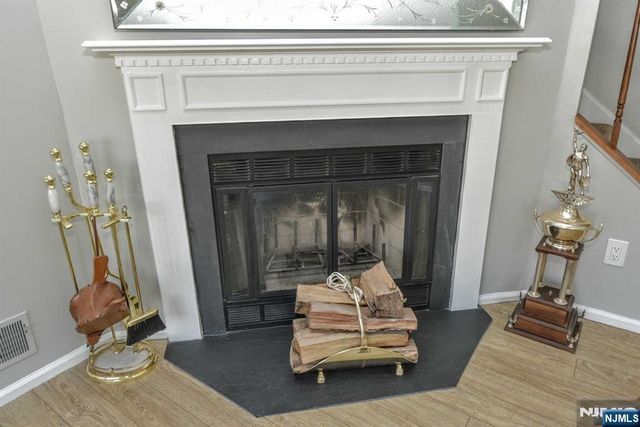 501 Quince Court, Mahwah, NJ 07430