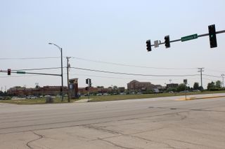 550 E Laraway Road, New Lenox, IL 60451