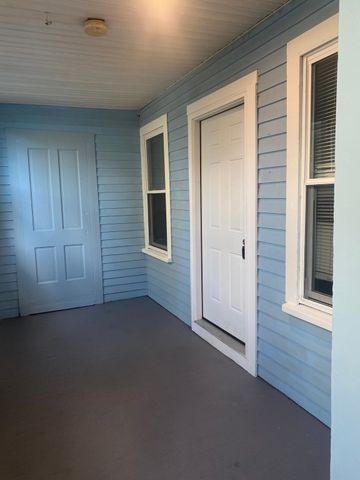 119 Madison 1, Fitchburg, MA 01420