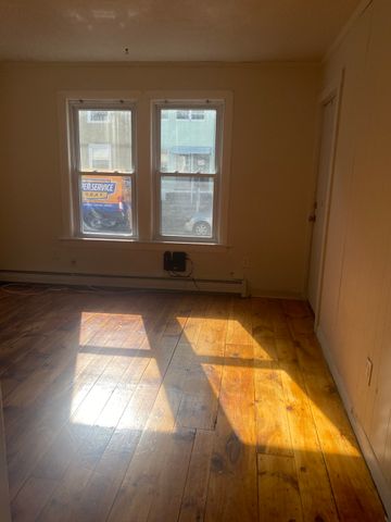 119 Madison 1, Fitchburg, MA 01420