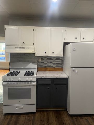 119 Madison 1, Fitchburg, MA 01420