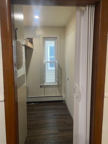 119 Madison 1, Fitchburg, MA 01420