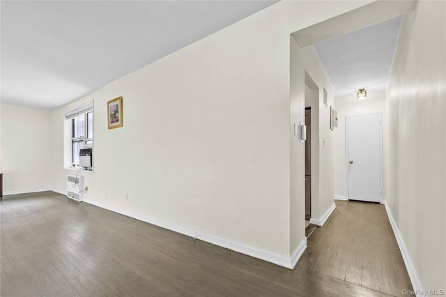27-10 Parsons Boulevard 2F, Flushing, NY 11354