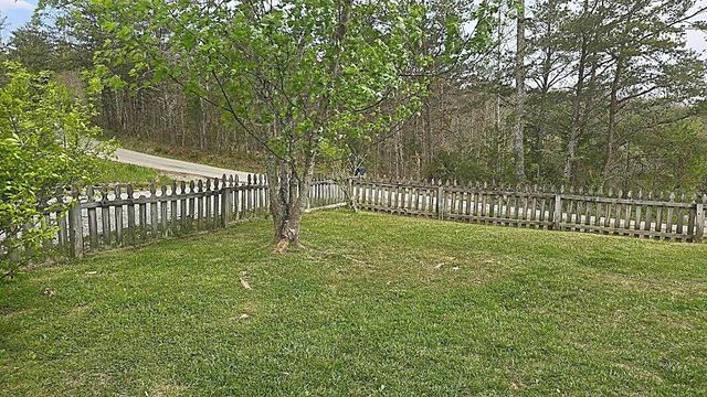 576 Laxton Road, Strunk, KY 42649