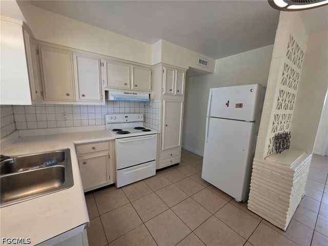 102 Connecticut RD, Lehigh Acres, FL 33936