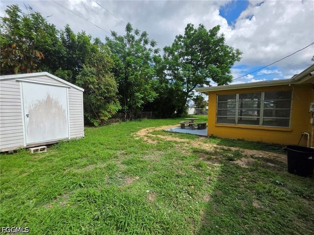 102 Connecticut RD, Lehigh Acres, FL 33936