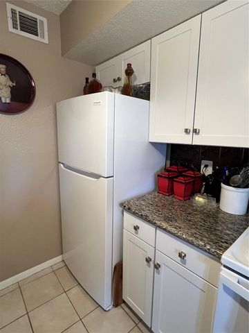260 El Dorado Boulevard 2507, Houston, TX 77598