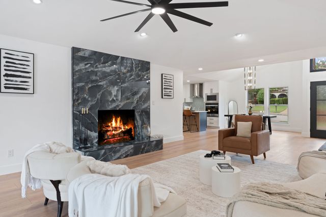 9648 Fallbrook Drive, Dallas, TX 75243