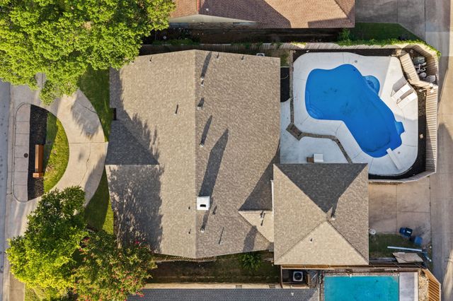 9648 Fallbrook Drive, Dallas, TX 75243
