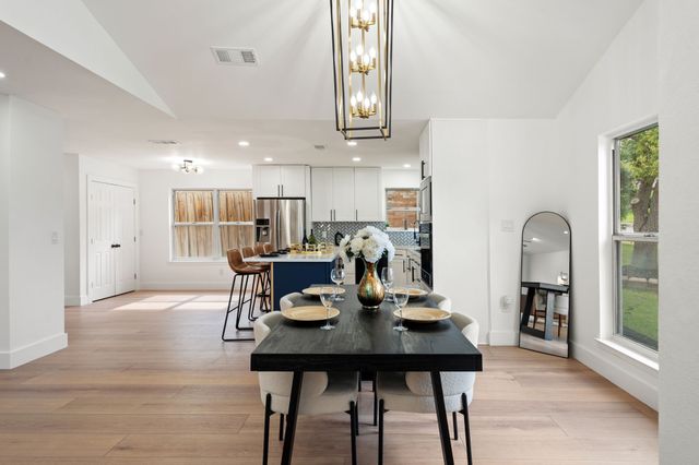 9648 Fallbrook Drive, Dallas, TX 75243