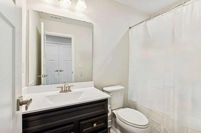 1807 Goldsberry Dr, Columbia, TN 38401