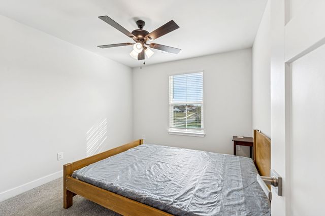 1807 Goldsberry Dr, Columbia, TN 38401