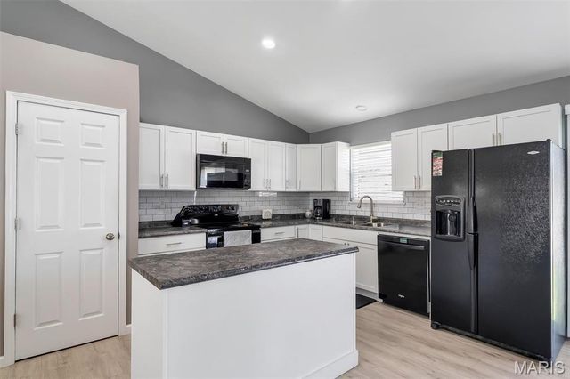 515 Hickory Post Drive, Wentzville, MO 63385