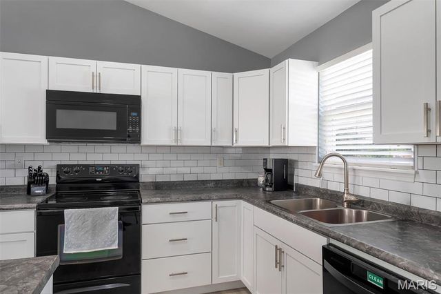 515 Hickory Post Drive, Wentzville, MO 63385