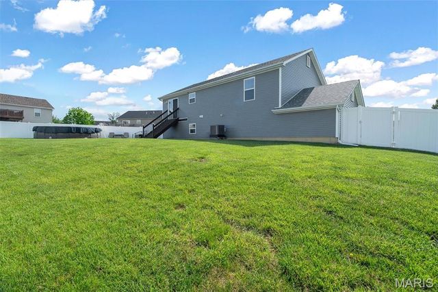 515 Hickory Post Drive, Wentzville, MO 63385