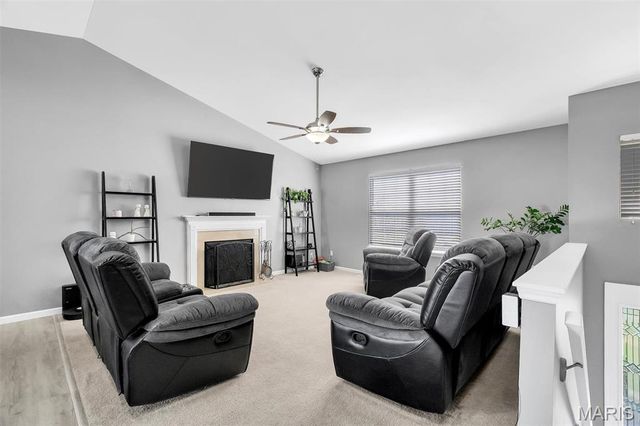 515 Hickory Post Drive, Wentzville, MO 63385