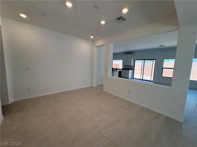 8677 Indigo Spring Road, Las Vegas, NV 89139