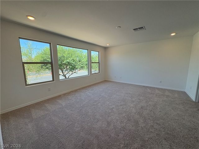 8677 Indigo Spring Road, Las Vegas, NV 89139