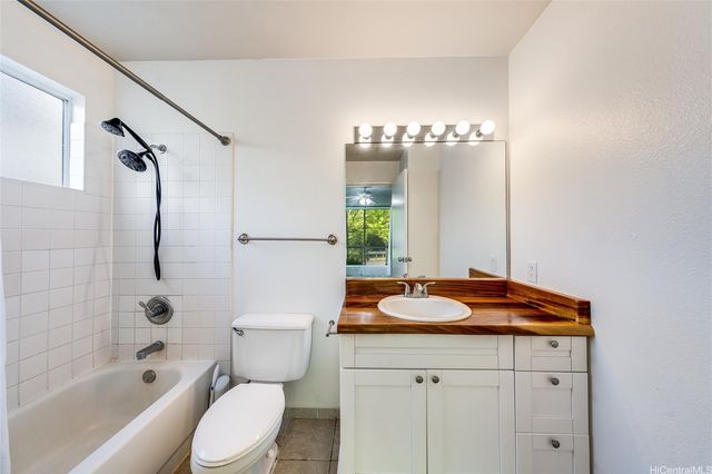 95-668 Wikao Street J106, Mililani, HI 96789