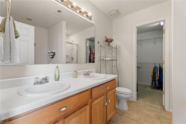 4439 Vernon Circle, Kernersville, NC 27284