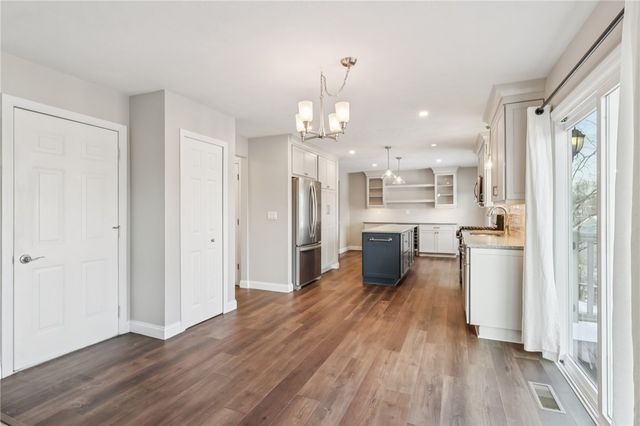 535 Pine Bluff Dr, Adams Twp, PA 16046