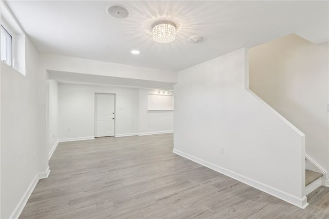 535 Pine Bluff Dr, Adams Twp, PA 16046