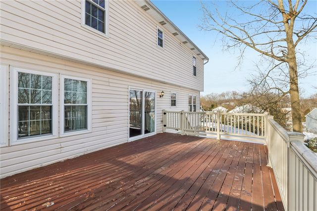 535 Pine Bluff Dr, Adams Twp, PA 16046