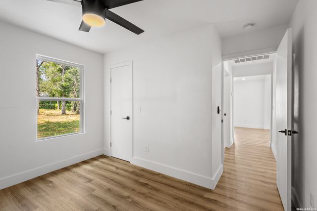 334 Cooper St, San Antonio, TX 78210