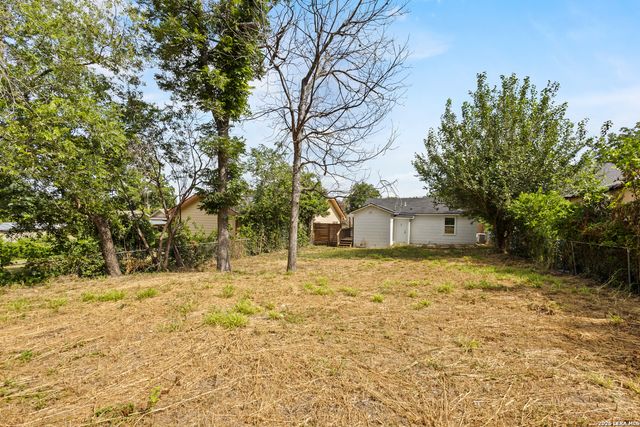 334 Cooper St, San Antonio, TX 78210