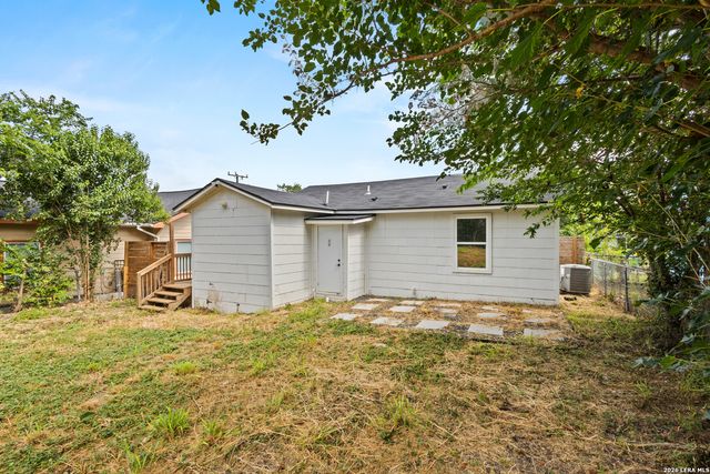 334 Cooper St, San Antonio, TX 78210