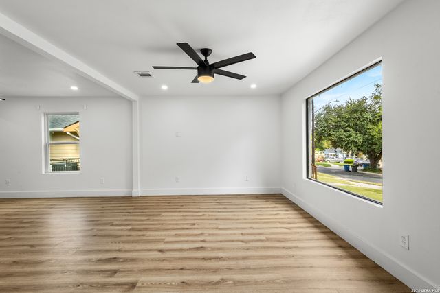 334 Cooper St, San Antonio, TX 78210