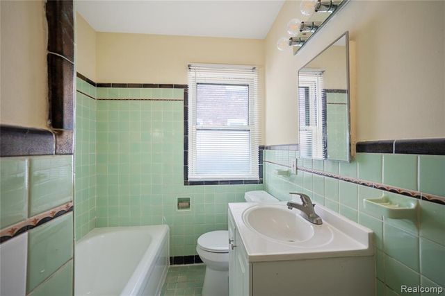 14960 Lindsay Street, Detroit, MI 48227