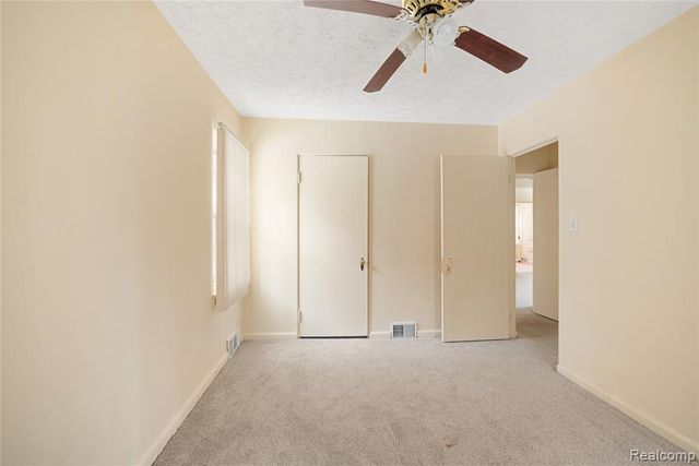 14960 Lindsay Street, Detroit, MI 48227