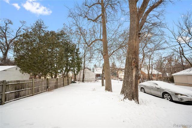 14960 Lindsay Street, Detroit, MI 48227