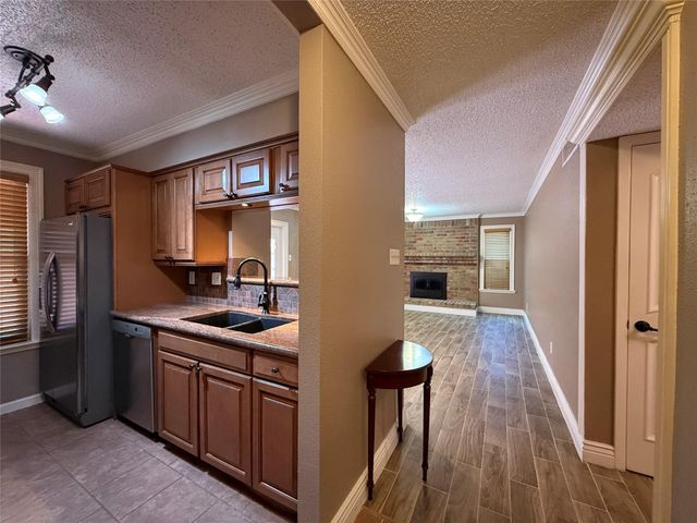 10555 Turtlewood Court 1408, Houston, TX 77072