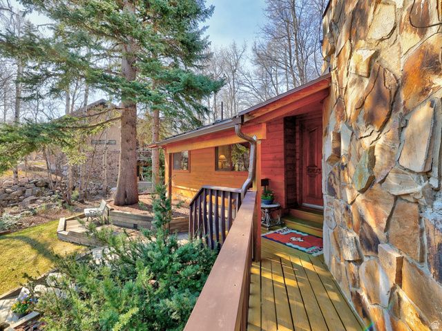 8839 N TIMPHAVEN RD, Sundance, UT 84604