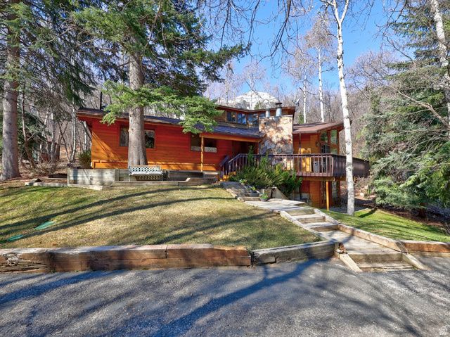 8839 N TIMPHAVEN RD, Sundance, UT 84604