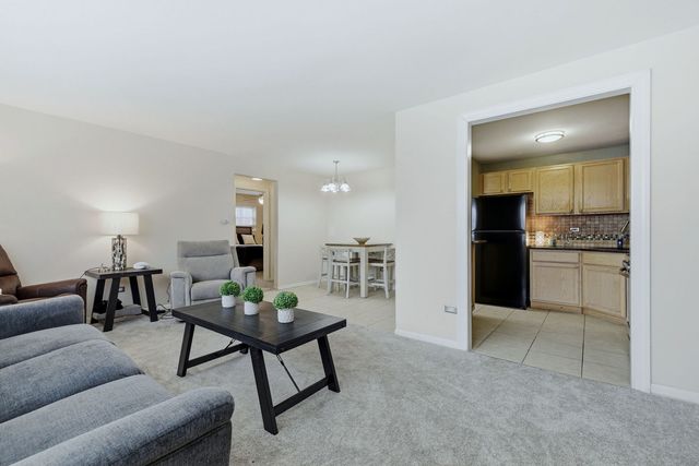 222 Washington Boulevard 105, Oak Park, IL 60302