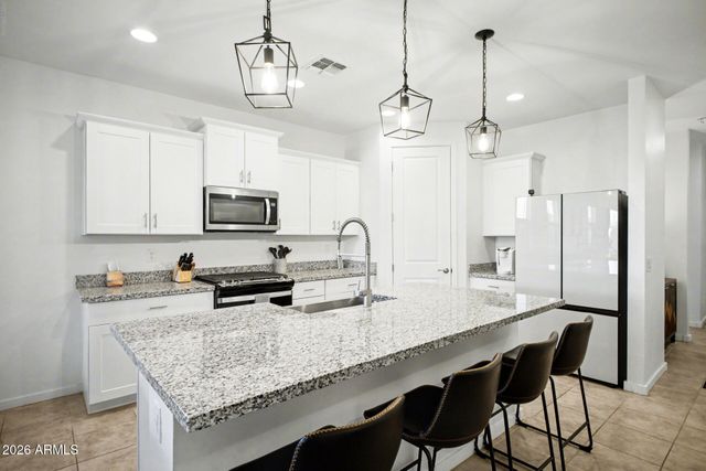 12657 W DALEY Lane, Sun City West, AZ 85375
