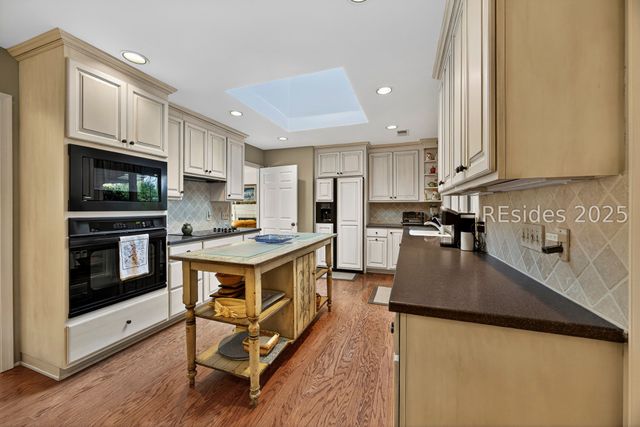 63 Oyster Reef Dr, Hilton Head Island, SC 29926