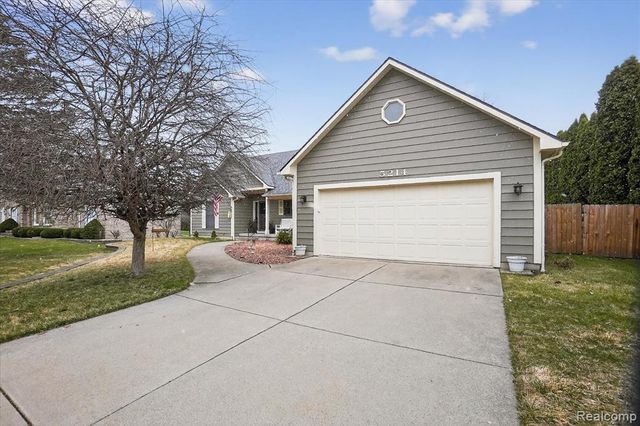 5214 Bloss Drive, Swartz Creek, MI 48473