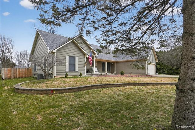 5214 Bloss Drive, Swartz Creek, MI 48473