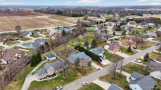 5214 Bloss Drive, Swartz Creek, MI 48473