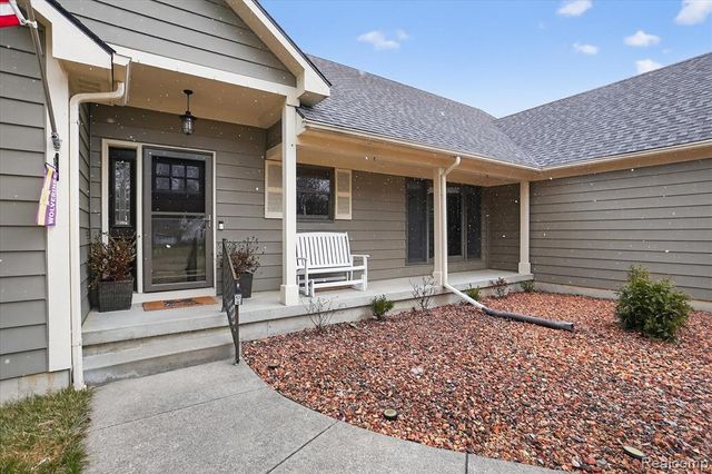 5214 Bloss Drive, Swartz Creek, MI 48473