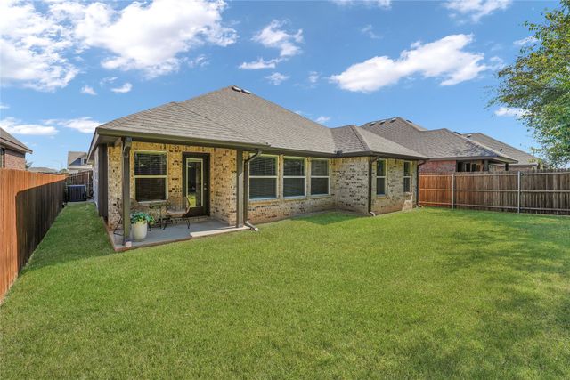 9824 Mescalbean Boulevard, Fort Worth, TX 76036