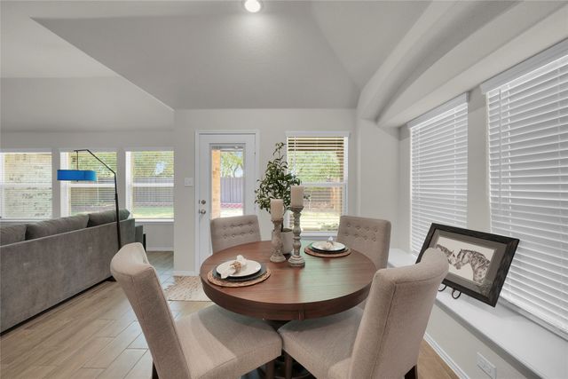 9824 Mescalbean Boulevard, Fort Worth, TX 76036