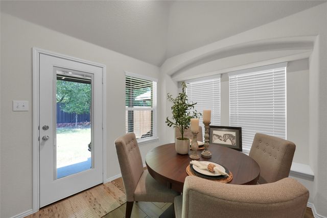 9824 Mescalbean Boulevard, Fort Worth, TX 76036