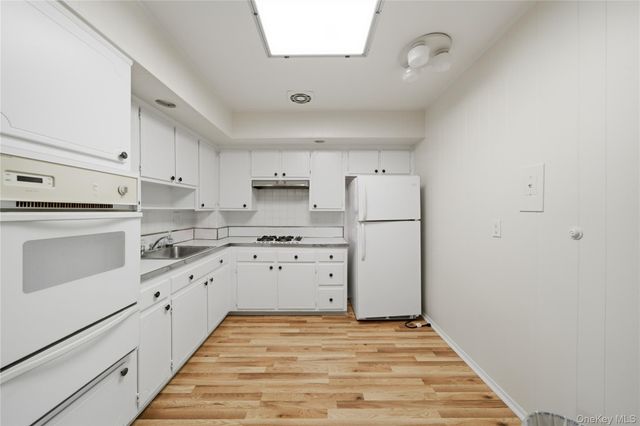 6669 73rd Place, Middle Village, NY 11379
