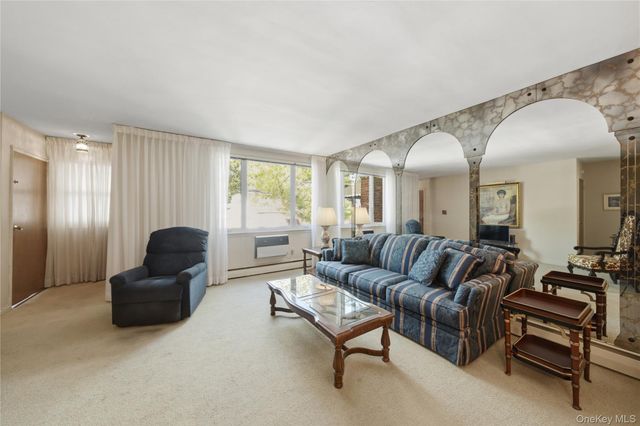 6669 73rd Place, Middle Village, NY 11379